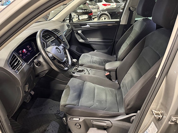 Volkswagen Tiguan 8 of 30