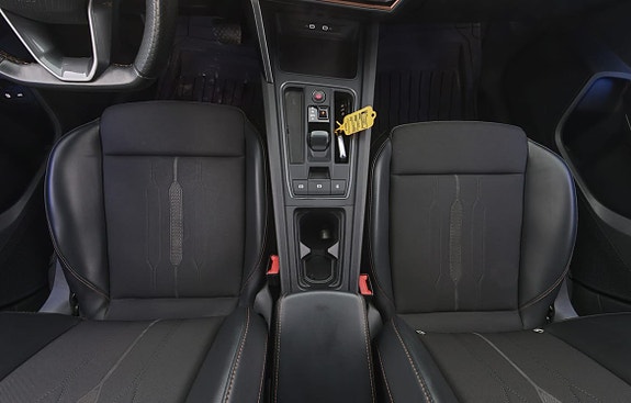 Cupra Formentor e-HYBRID 17 of 29