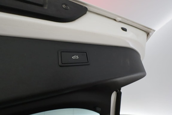 Cupra Formentor e-HYBRID 9 of 29