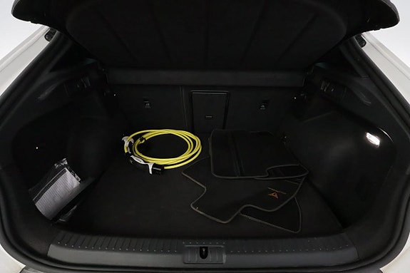 Cupra Formentor e-HYBRID 8 of 29