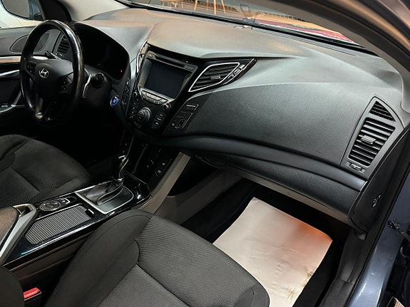 Hyundai i40 8 of 18