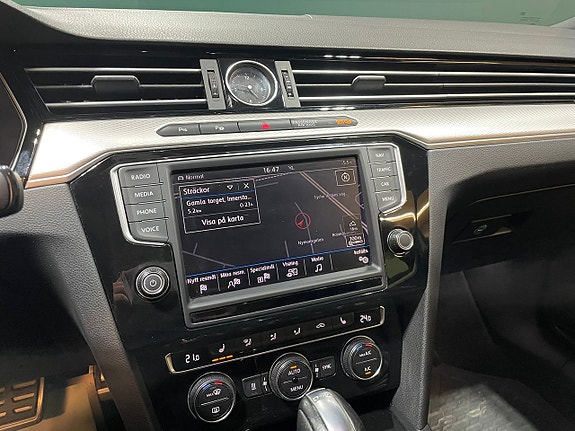 Volkswagen Passat Alltrack 15 of 20