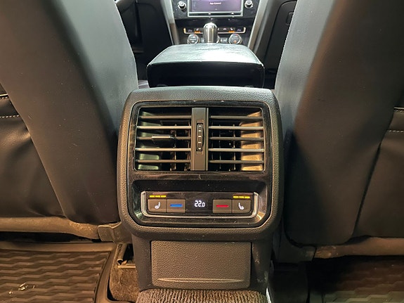 Volkswagen Passat Alltrack 20 of 20
