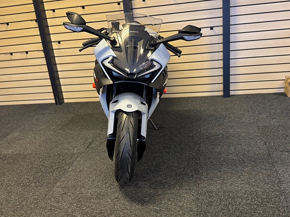CFMOTO 675SR-R RACING 36-månader RÄNTEFRITT O.M.G LEV 17 of 17