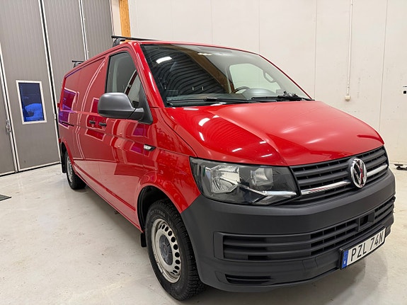 Volkswagen Transporter 8 of 15