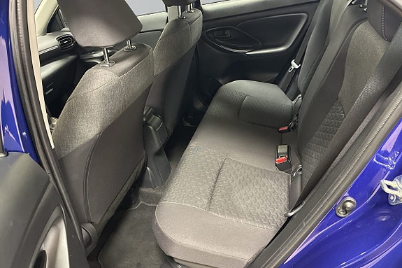 Toyota Yaris Cross 8 of 13