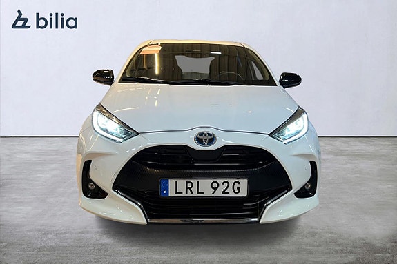 Toyota Yaris 6 of 22