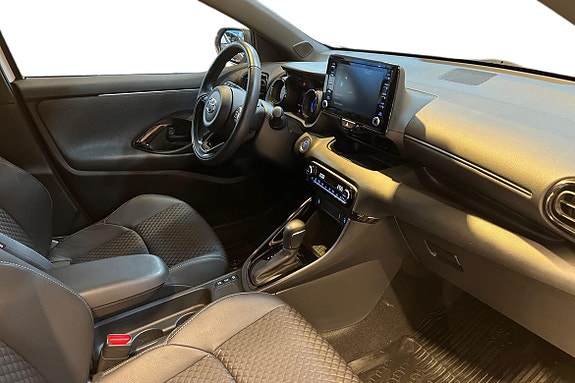 Toyota Yaris 7 of 22