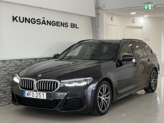 BMW 530d 3 of 5