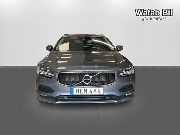 Volvo V90 2 of 14