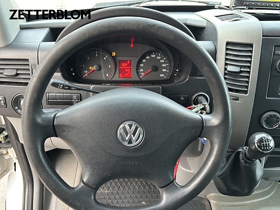 Volkswagen Crafter 35 12 of 13