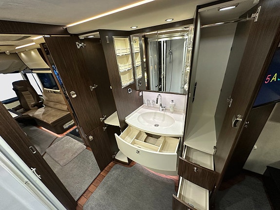 Concorde Charisma 900 ZF AUTOMAT Hydrauliska Stödben 18 of 30