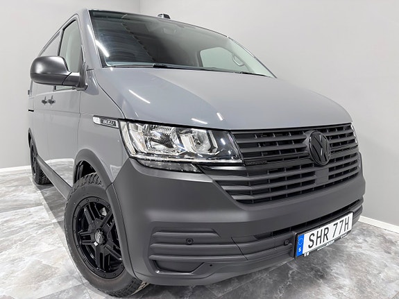 Volkswagen Transporter 2 of 5