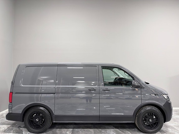 Volkswagen Transporter 10 of 27