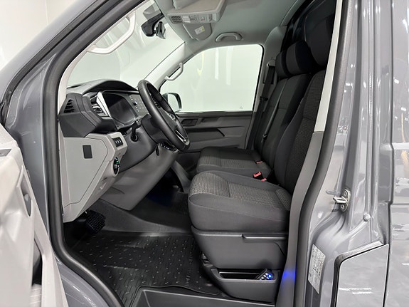 Volkswagen Transporter 15 of 27