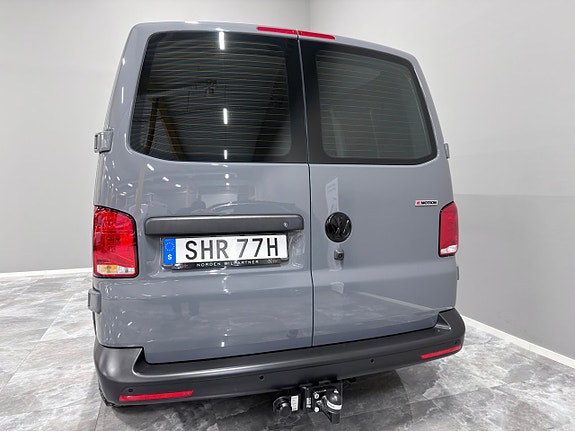 Volkswagen Transporter 7 of 27