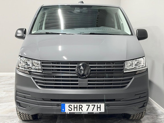 Volkswagen Transporter 3 of 5