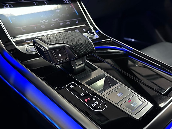 Audi Q8 18 of 28