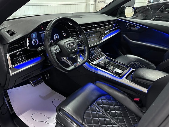 Audi Q8 11 of 28