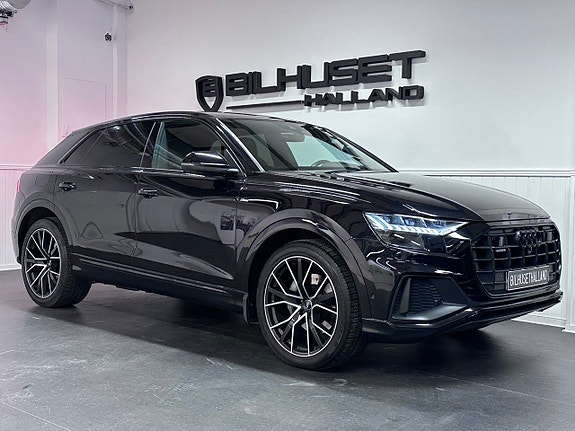 Audi Q8 5 of 28