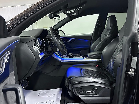Audi Q8 12 of 28
