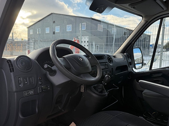 Renault Master 8 of 14