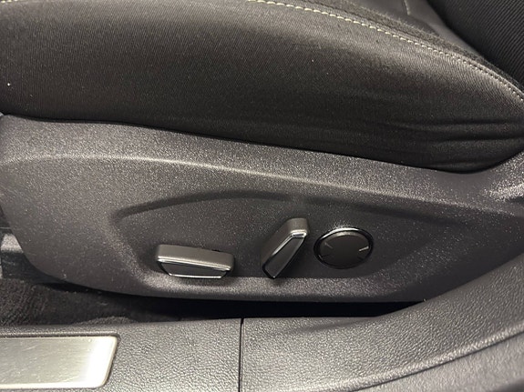 Ford Mondeo 20 of 20