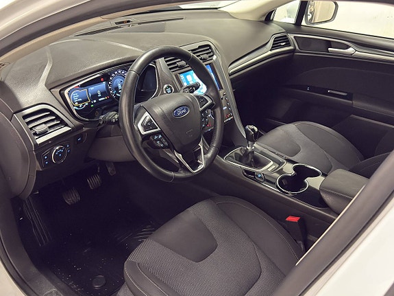 Ford Mondeo 12 of 20