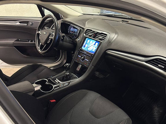 Ford Mondeo 14 of 20