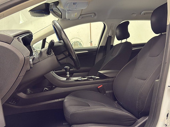 Ford Mondeo 13 of 20