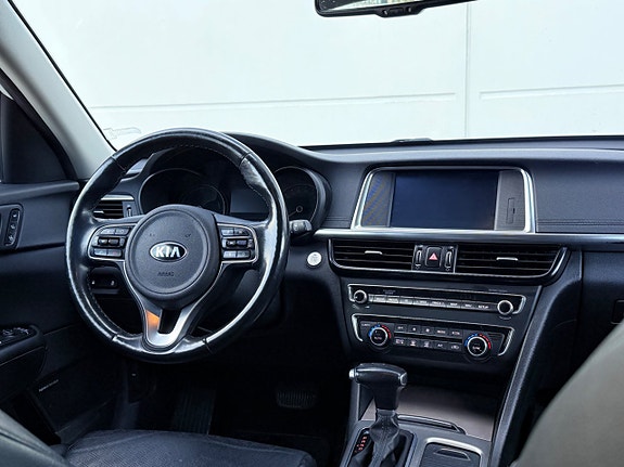 Kia Optima 17 of 21