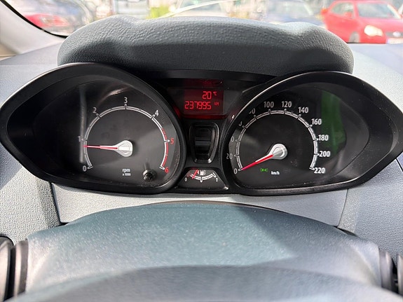 Ford Fiesta 11 of 20