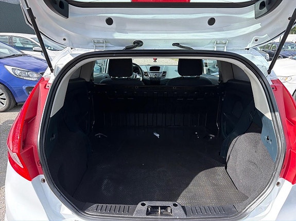 Ford Fiesta 9 of 20