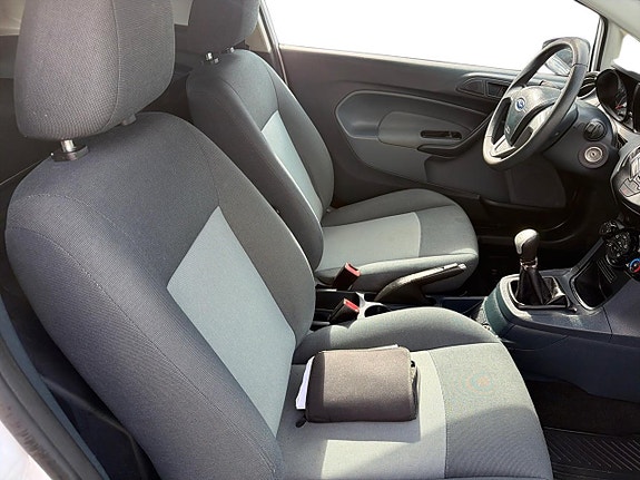 Ford Fiesta 10 of 20