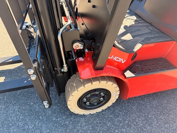 TCL101 Motviktstruck 3hjulig 2 of 5