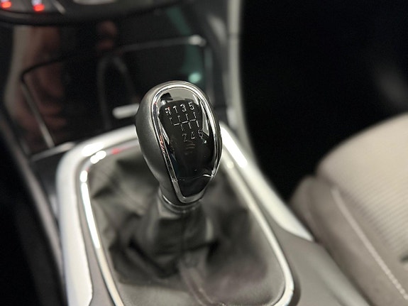 Opel Insignia 18 of 25