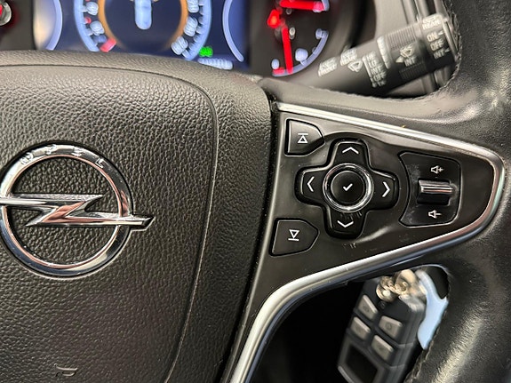 Opel Insignia 13 of 25