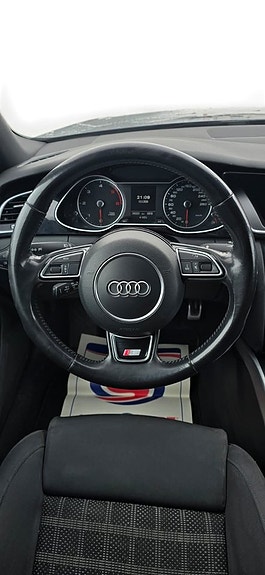 Audi A4 10 of 14