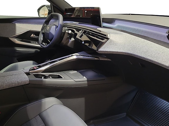 Peugeot 5008 4 of 5