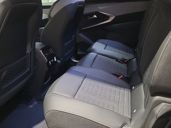 Peugeot 5008 6 of 15
