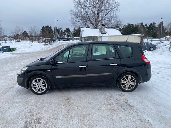 Renault Grand Scenic II 2 of 12