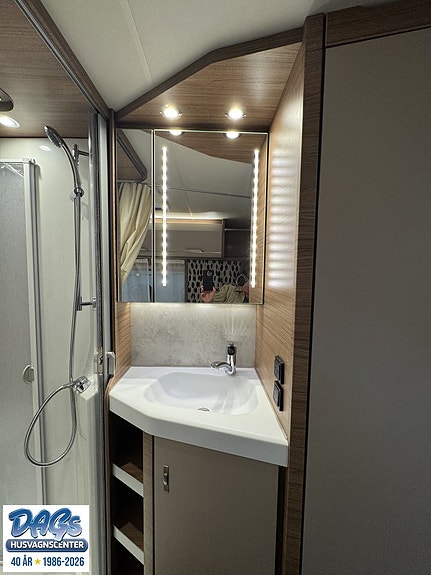 Knaus VAN TI VANSATION 550 MF 13 of 15