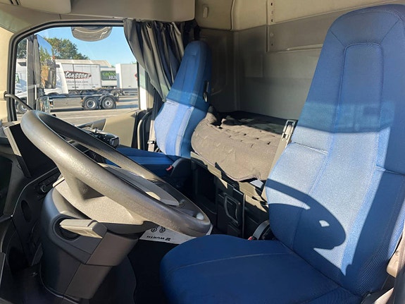 Volvo FH 460 I-Save LNG Dragbil 4 of 4