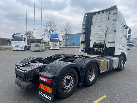 Volvo FH 460 I-Shift 6x2 LNG 3 of 4