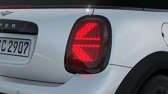 MINI Cooper S 8 of 13