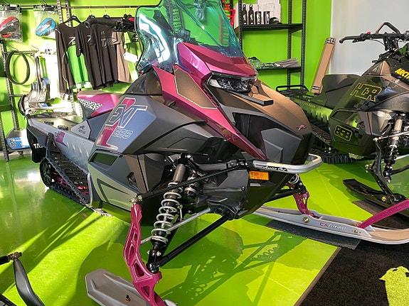 Arctic Cat EXT *5 års garanti*