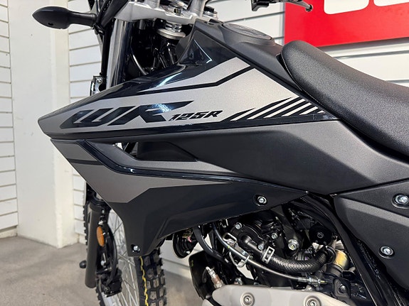 Yamaha WR125 R 6 of 12