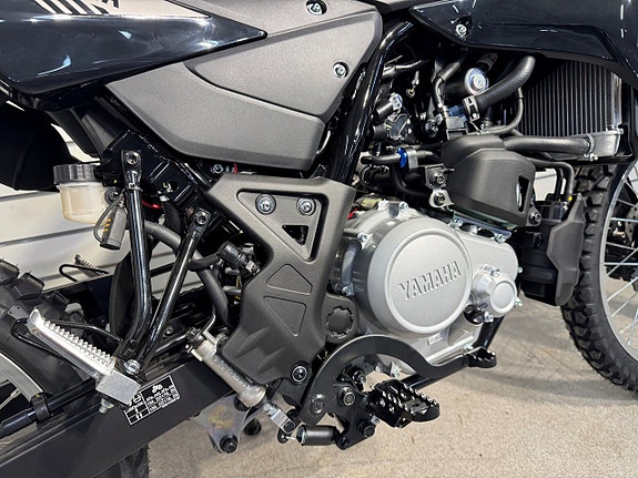 Yamaha WR125 R 12 of 12