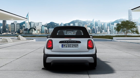MINI Cooper S 5 of 13