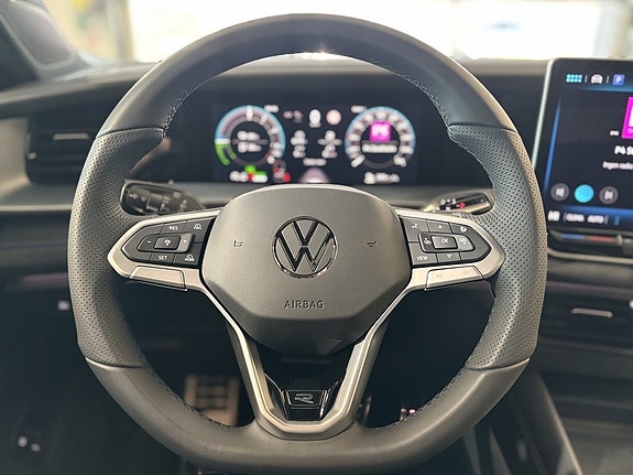 Volkswagen Tayron 12 of 18